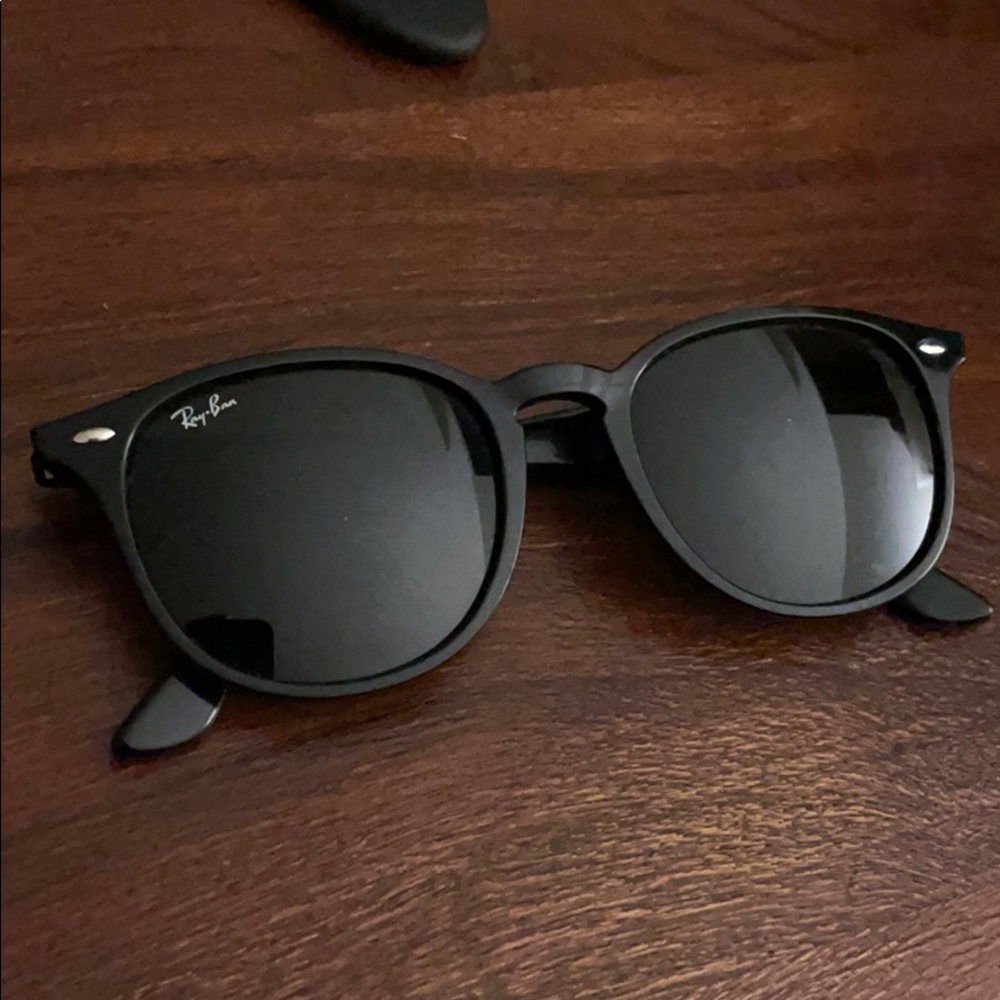 RayBan Black Sunglasses P4359